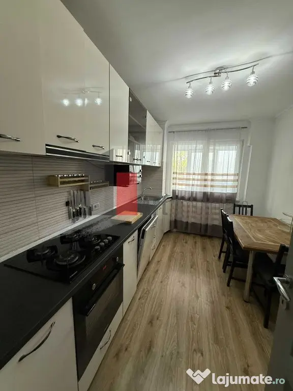 APARTAMENT 3 CAMERE LACUL TEI