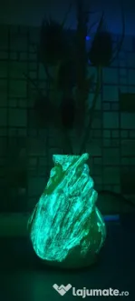 Vază decorativa handmade luminoasă