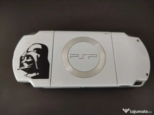 PSP 1000 Modat + Card 16GB + Accesorii