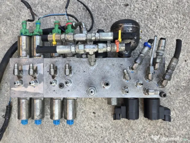 Bloc electrovalve CNH Rexroth Fiat Hitachi Case New Holland