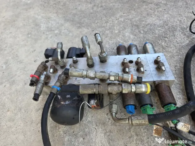 Bloc electrovalve CNH Rexroth Fiat Hitachi Case New Holland