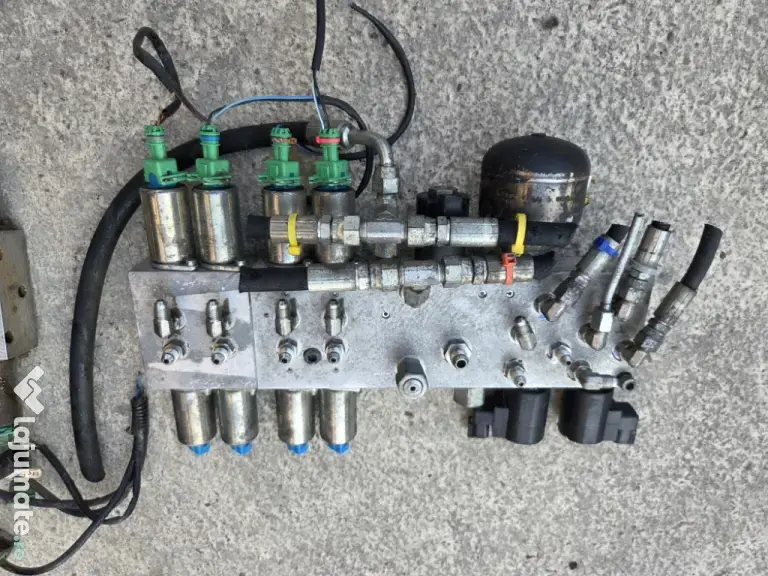 Bloc electrovalve CNH Rexroth Fiat Hitachi Case New Holland