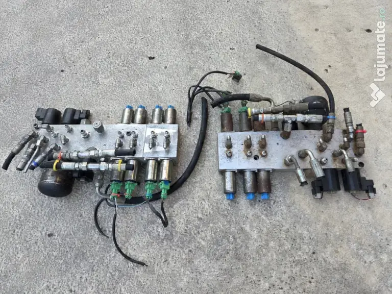 Bloc electrovalve CNH Rexroth Fiat Hitachi Case New Holland