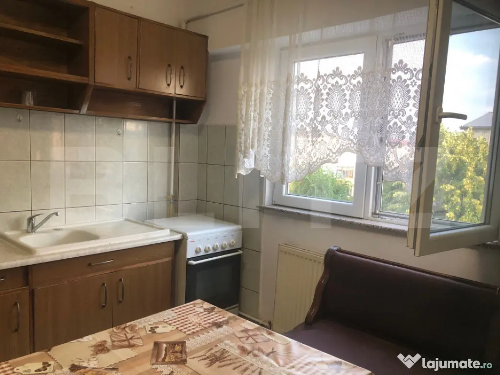 Apartament 2 camere ,decomandat , 56 mp , Micro 17