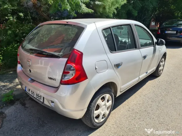 Dacia Sandero 1.6 MPI Laureate 2009, 87CP benzina - primul proprietar