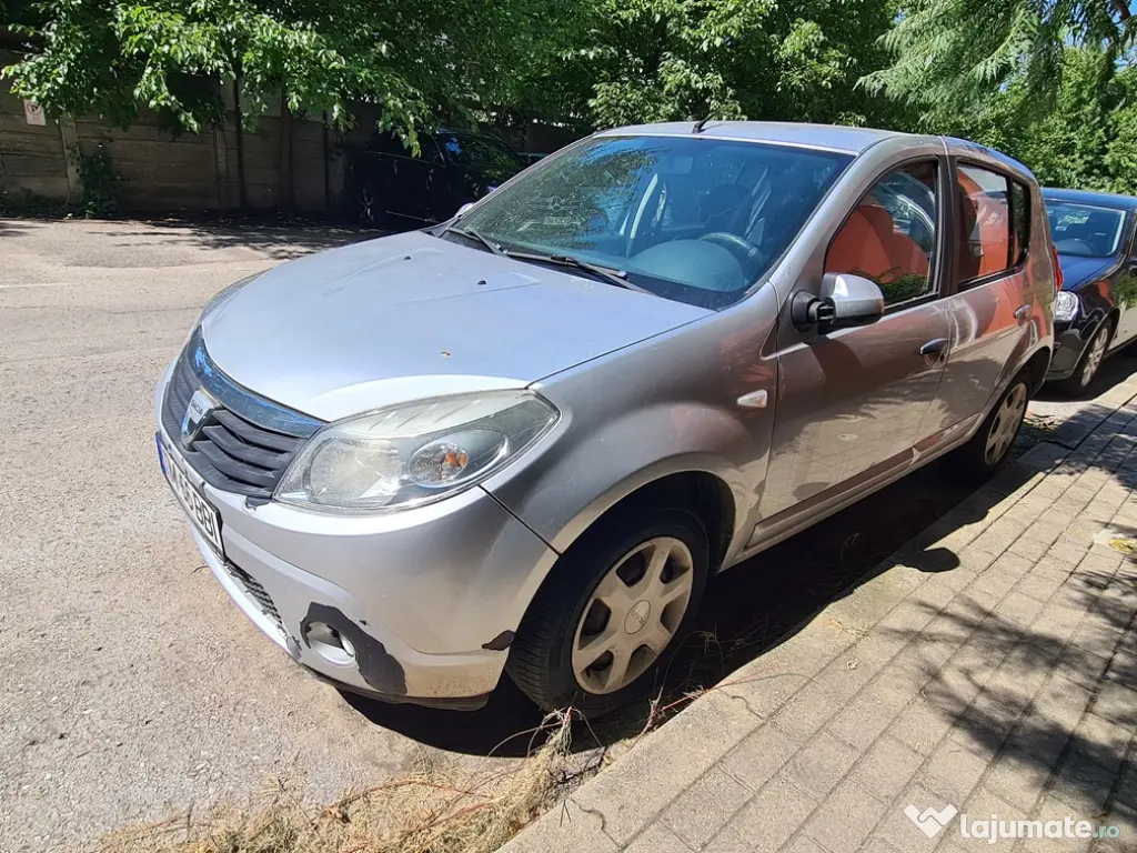 Dacia Sandero 1.6 MPI Laureate 2009, 87CP benzina - primul proprietar