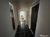 Apartement cu 3 camere, de , zona gara, scoala 7 
