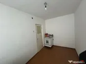 Apartement cu 3 camere, de , zona gara, scoala 7 