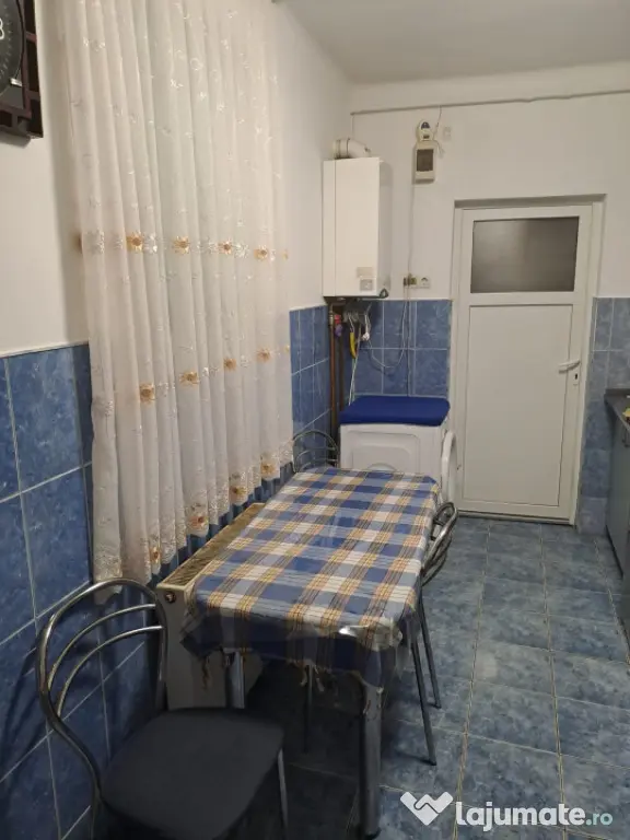 Casa individuala de inchiriat cu 2 camere, in zona Marasti |