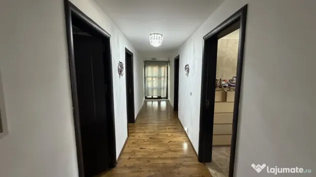 Vila superba 5 camere, dormitor jos, 188 mp, 457 mp teren, g