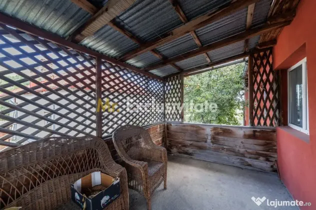 CASA P+M de vanzare in Stefanesti-Arges-3 camere, garaj, ...