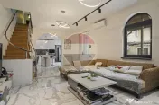 Casă / Vilă cu 7 camere de vânzare în zona Parcul Cir... 