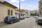Casă / Vilă cu 7 camere de vânzare în zona Parcul Cir... 