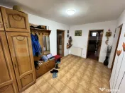 Casă individuală de închiriat – zonă liniștită, cu 1 