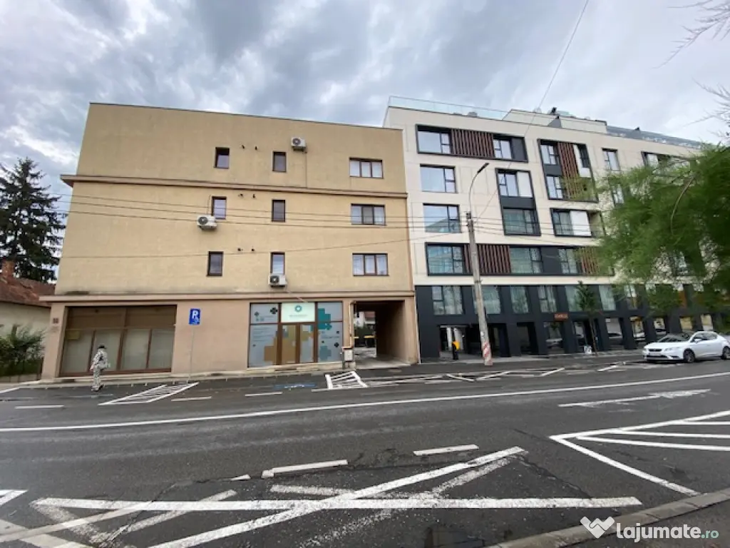 Inchiriez Ap. 2 camere cu parcare in centrul Clujului
