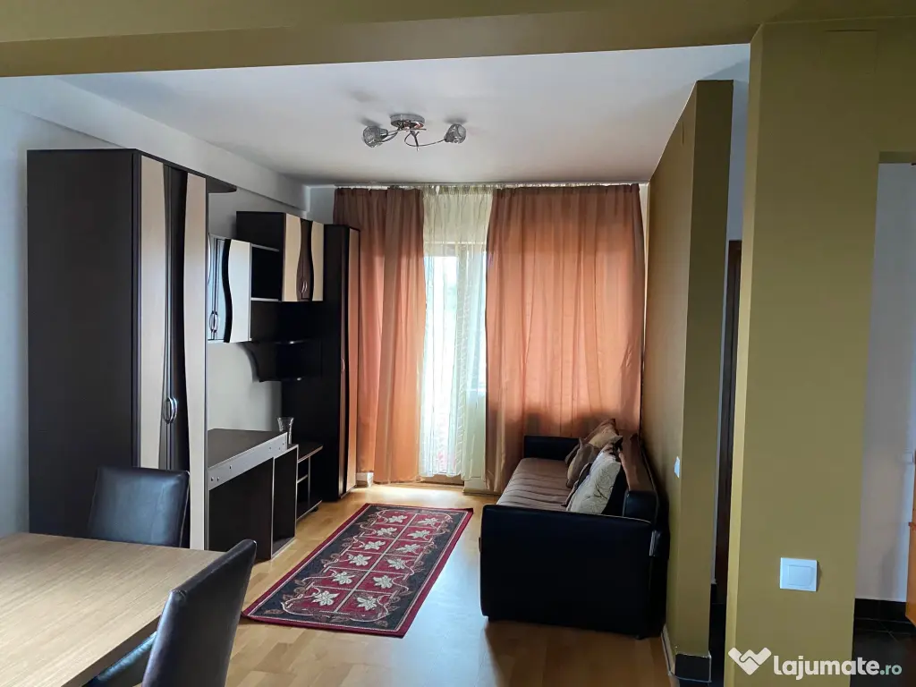 Inchiriez Ap. 2 camere cu parcare in centrul Clujului
