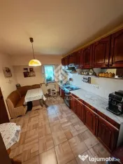 Apartament spațios cu 4 camere, 2 băi – Zona Central?... 
