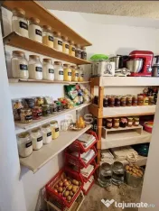 Apartament spațios cu 4 camere, 2 băi – Zona Central?... 