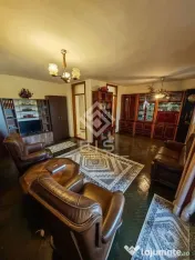 Apartament spațios cu 4 camere, 2 băi – Zona Central?... 