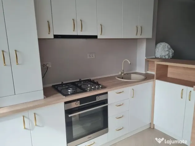 Cortina Nord prima inchiriere - Bucuresti (Bucuresti-Ilfov)
