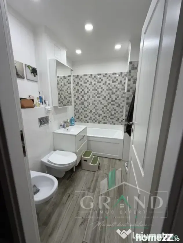 Oportunitate | Apartament 3 Camere | 2 Bai | Pivnita | Gheor