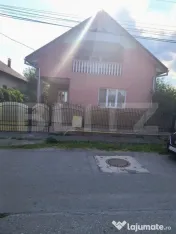 CASA MARE DE VANZARE IN CENTRUL LOCALITATEA CUZDRIOARA