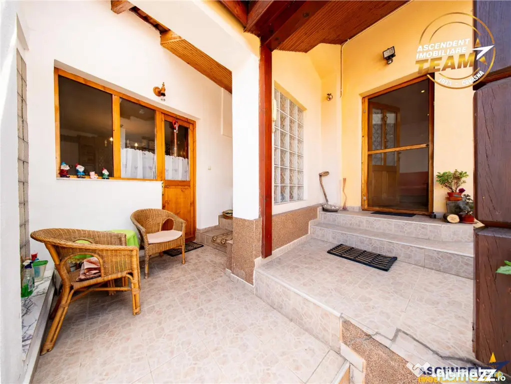 Sfantu Gheorghe Central,9camere,271mp utili,teren 547mp,4 in - Sfantu Gheorghe (Covasna)