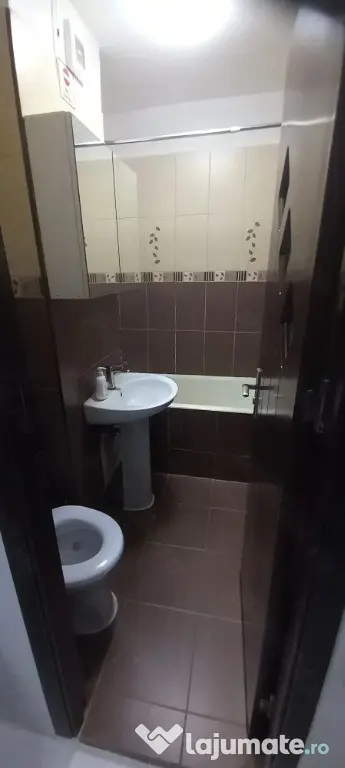 Dristor lidl etaj 3 semidecomandat - Bucuresti (Bucuresti-Ilfov)