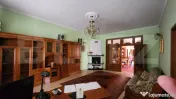 Casă de vânzare în zona centrală a municipiului Târgu M