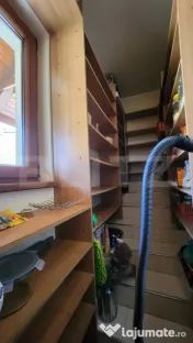 Casă de vânzare în zona centrală a municipiului Târgu M