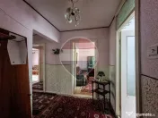 Apartament cu 3 camere de vânzare în zona Pompieri 