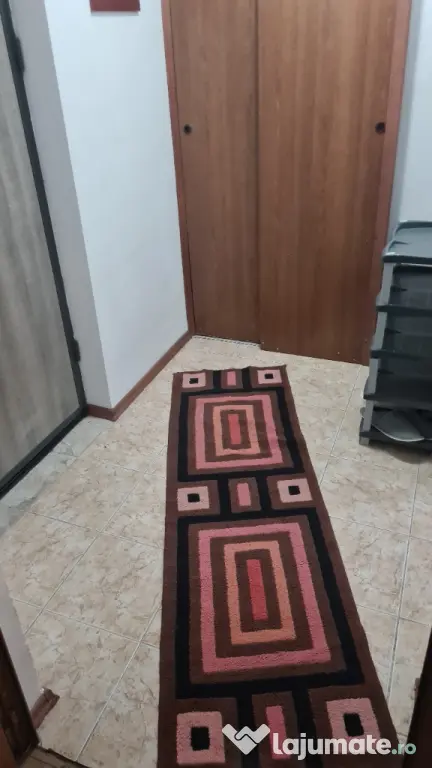 Garsonieră cf.1 de închiriat în Ploiești zona Bariera București