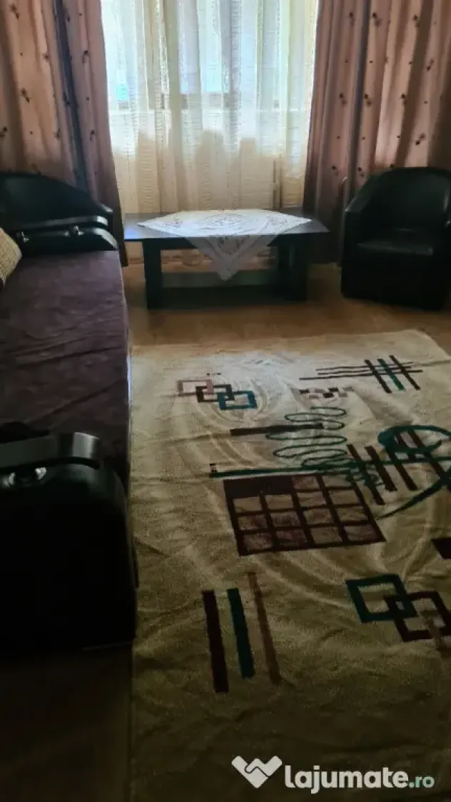 Garsonieră cf.1 de închiriat în Ploiești zona Bariera București
