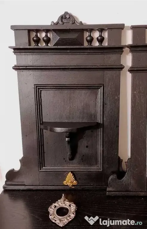 Rafturi, ornamente antice