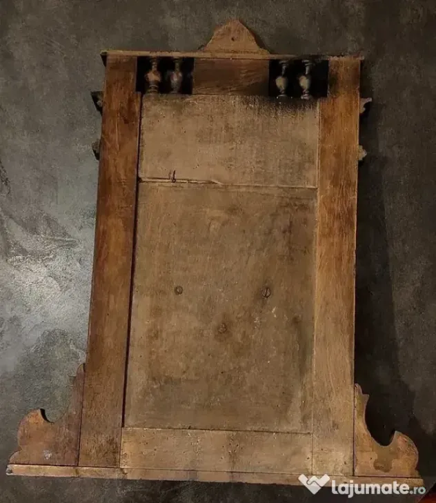 Rafturi, ornamente antice