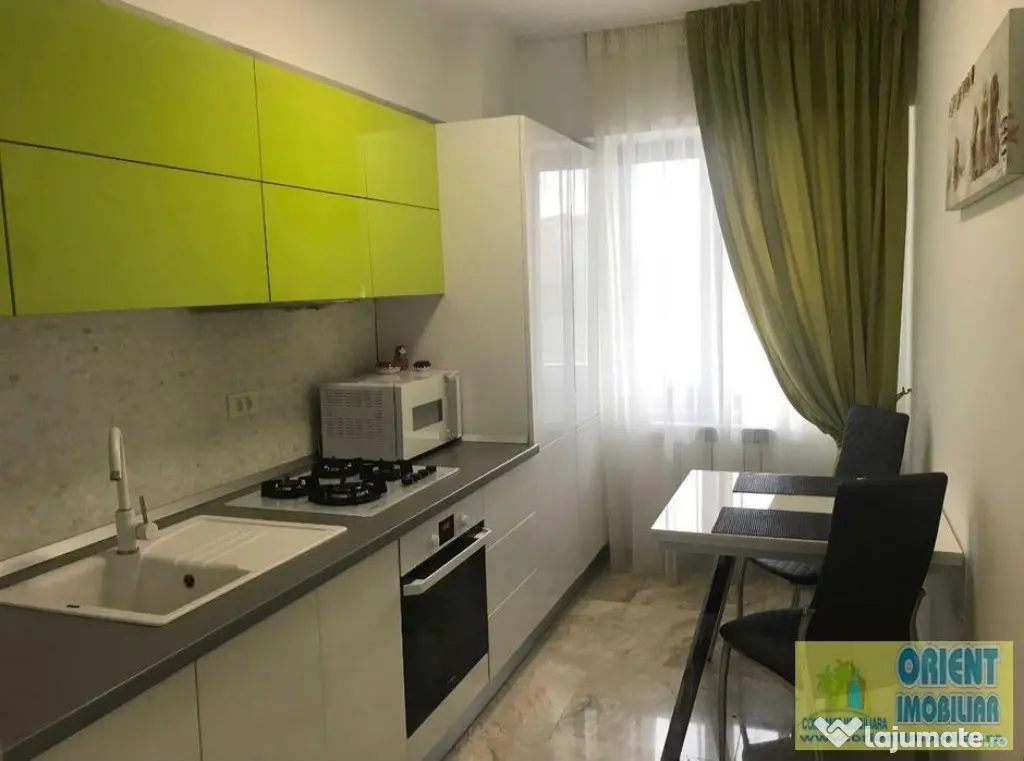 Campus, de inchiriat 2 camere, etaj 1, modern, spatios, parcare - Constanta (Constanta)