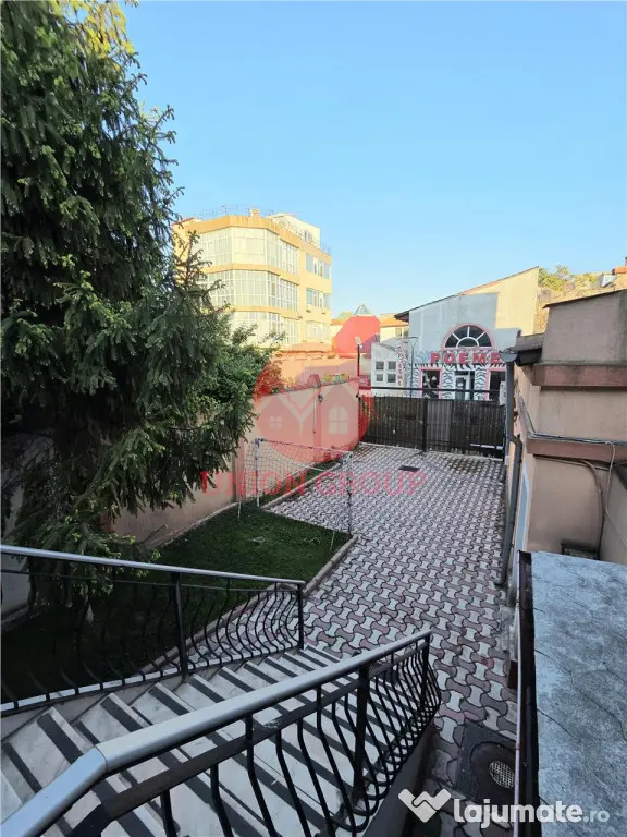 Vila 3 Nivele cu Spatiu Comercial Str. Cuza Voda - Constanta (Constanta)