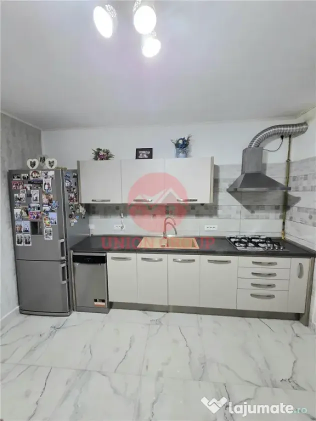 Vila 3 Nivele cu Spatiu Comercial Str. Cuza Voda - Constanta (Constanta)