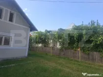 Proprietate cu 2 case, 2.100 mp teren și multiple anexe
