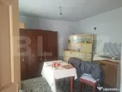 Proprietate cu 2 case, 2.100 mp teren și multiple anexe