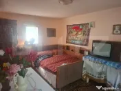 Proprietate cu 2 case, 2.100 mp teren și multiple anexe