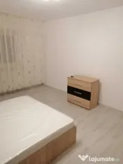 Muncii etaj 2 decomandat 