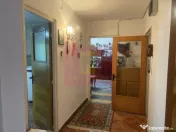 Apartament 3 camere Drumul Sarii.