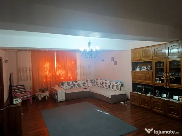 Casa P+1, Valu lui Traian,Zona C