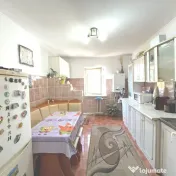 Apartament 4 camere – zona Împărat Traian 