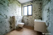 Vila de lux, construita cu materiale premium, priveliste su