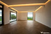 Vila de lux, construita cu materiale premium, priveliste su