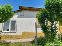 Casă cu teren de 1.470 mp de vânzare – Fântânele, S...