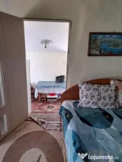 Casă cu teren de 1.470 mp de vânzare – Fântânele, S... 