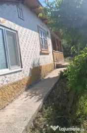Casă cu teren de 1.470 mp de vânzare – Fântânele, S... 